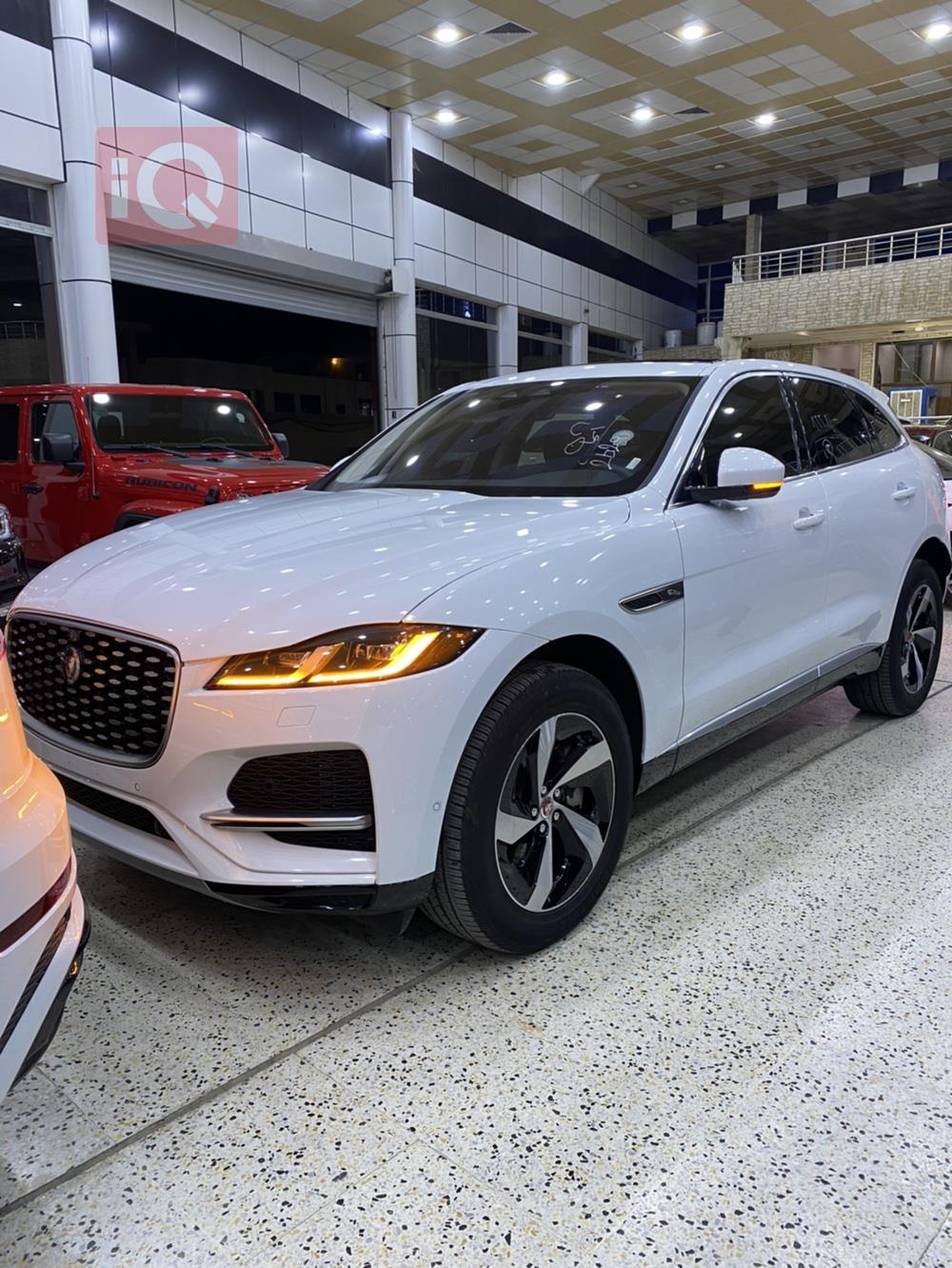 جاگوار F-Pace